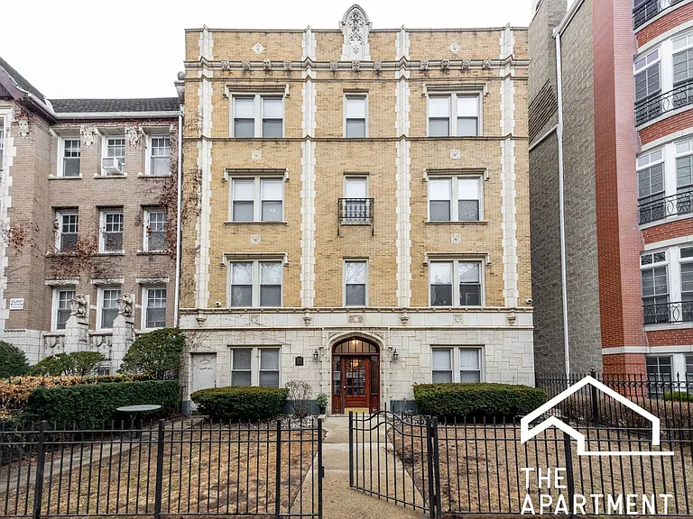 640 W Wrightwood Ave #208 — Photo 12