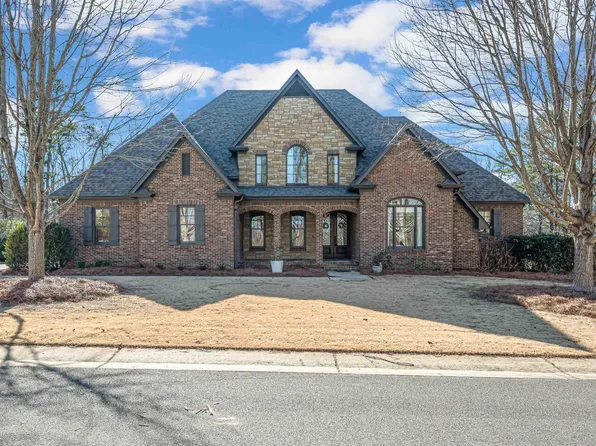 820 Mountainview Dr, Gardendale, AL 35071