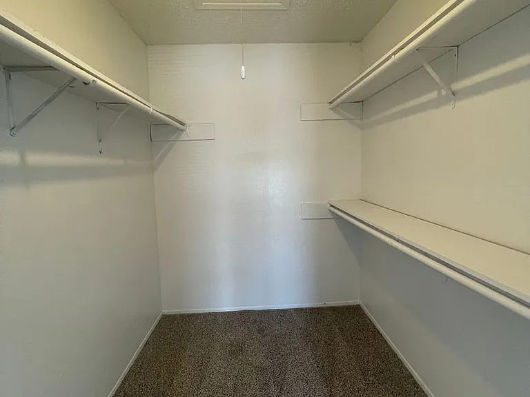 Ashley Crest — Photo 22