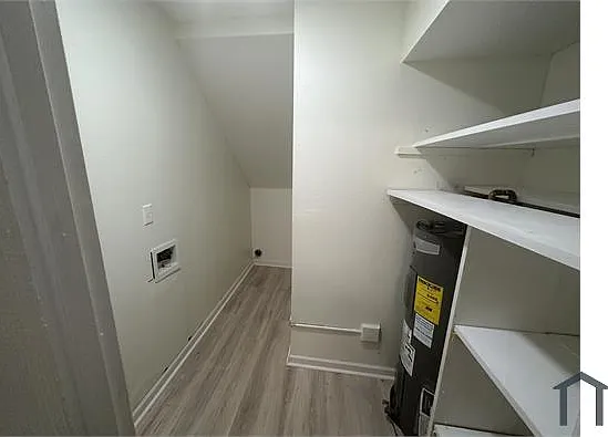3 bed, 1100 sqft, $1,300 — Photo 3