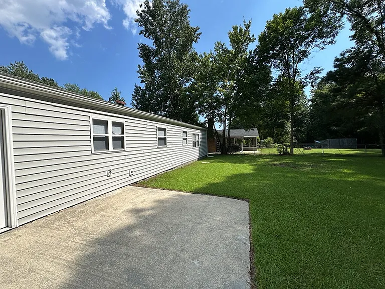 502 Thyme Ct — Photo 18