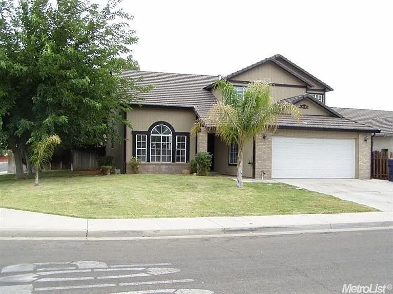 202 Lime Ave photo 1