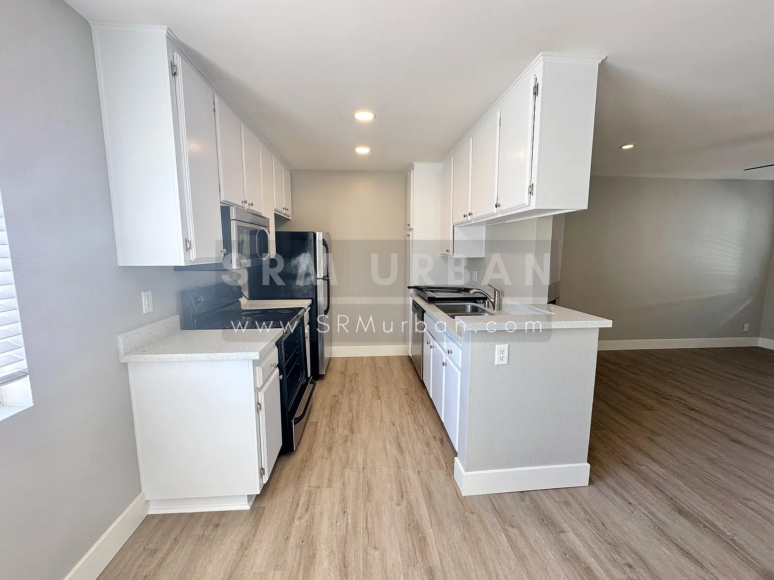 2 bed, 750 sqft, $3,095 — Photo 2