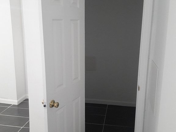 4th image of 1022 Cramer Ct Floor 1