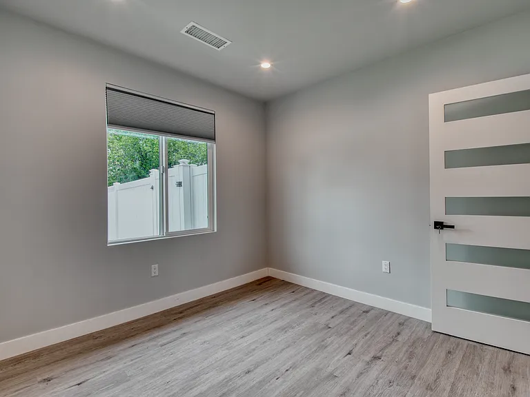 7989 Sale Ave — Photo 8