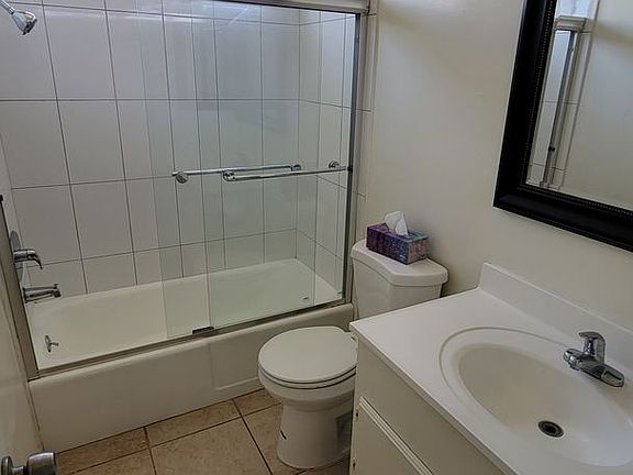 5th image of 10425 Woodbine St APT 16