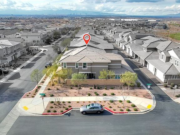 3rd image of 136 Alla Breve Ave