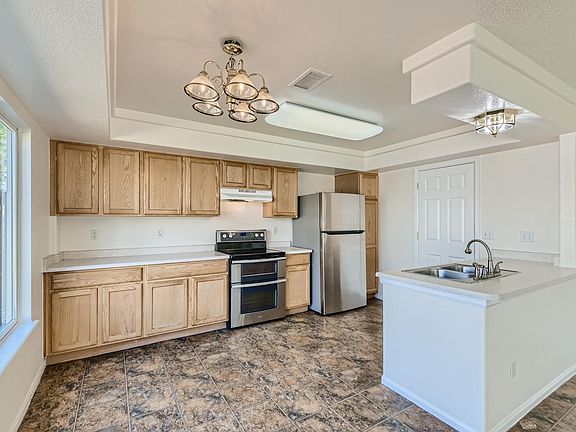 2nd image of 4123 Odessa St