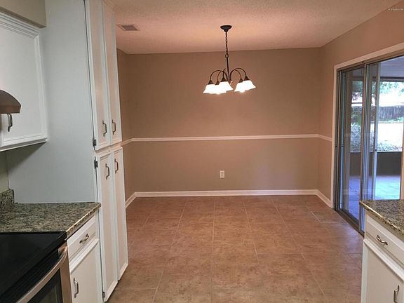 4th image of 2051 Saye Dr
