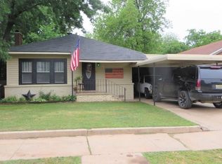 1118 W Texas Ave, Chickasha, OK 73018