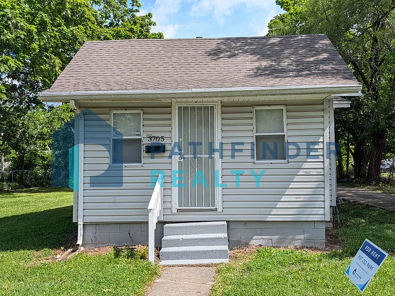 3705 Evansville Ave — Photo 3