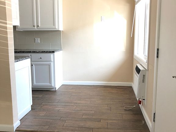 5th image of 6064 Fulton Ave
