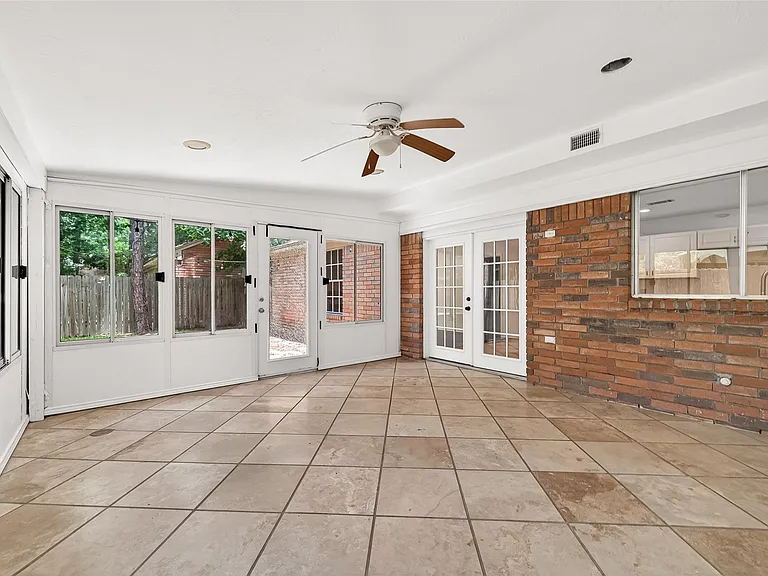 42 Rockridge Dr — Photo 31
