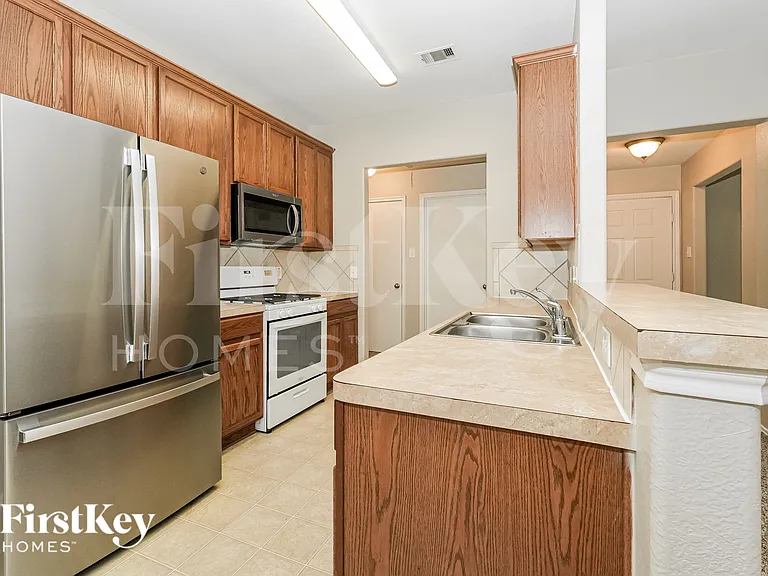 12319 Garden Gale Ln — Photo 9