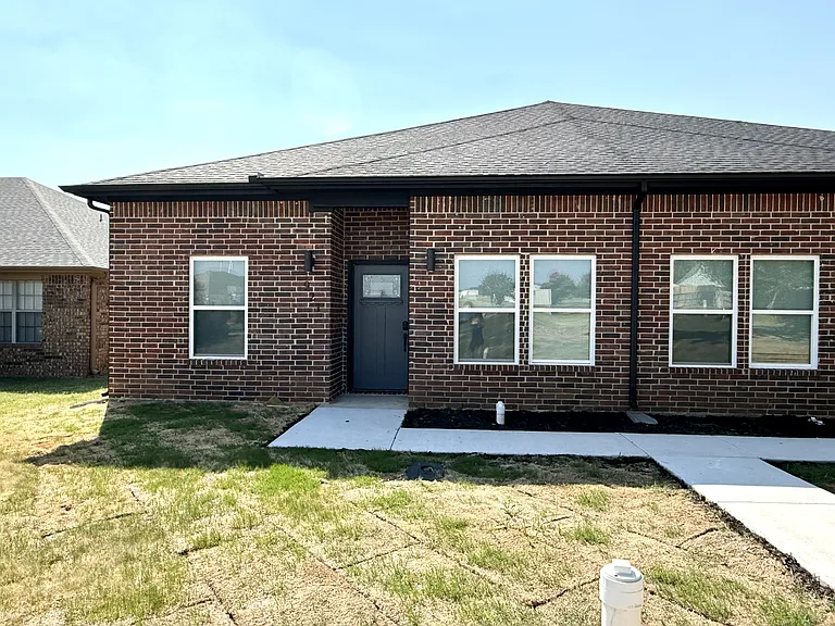 919 S Franklin Dr — Photo 22
