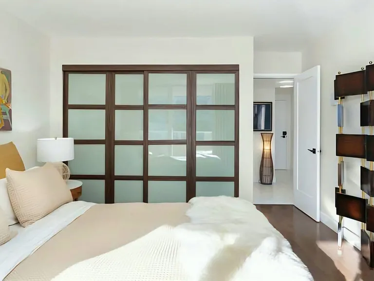 1406 Harwood St #302 — Photo 9