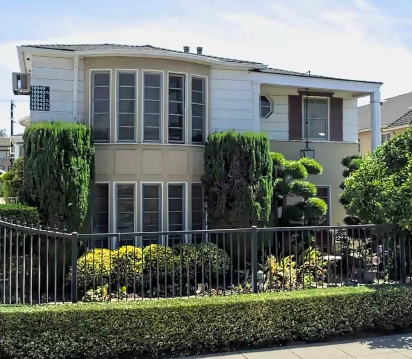 2 bed, 1050 sqft, $2,500 — Photo 3