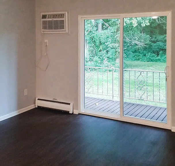 5216 E Lake Rd — Photo 3