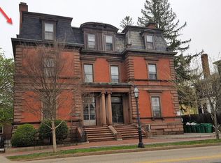 134 Middle St APT R, Portsmouth, NH 03801