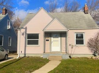 25454 Stanford St, Dearborn Heights, MI 48125