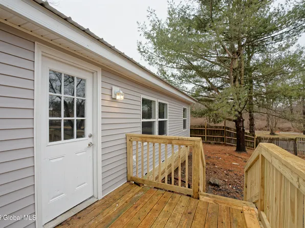 1826 Brookview Road, Castleton On Hudson, NY 12033