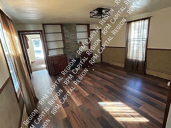 3rd image of 516 Grand St