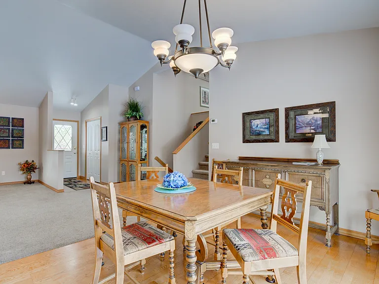 402 S Yellowstone Ave — Photo 48