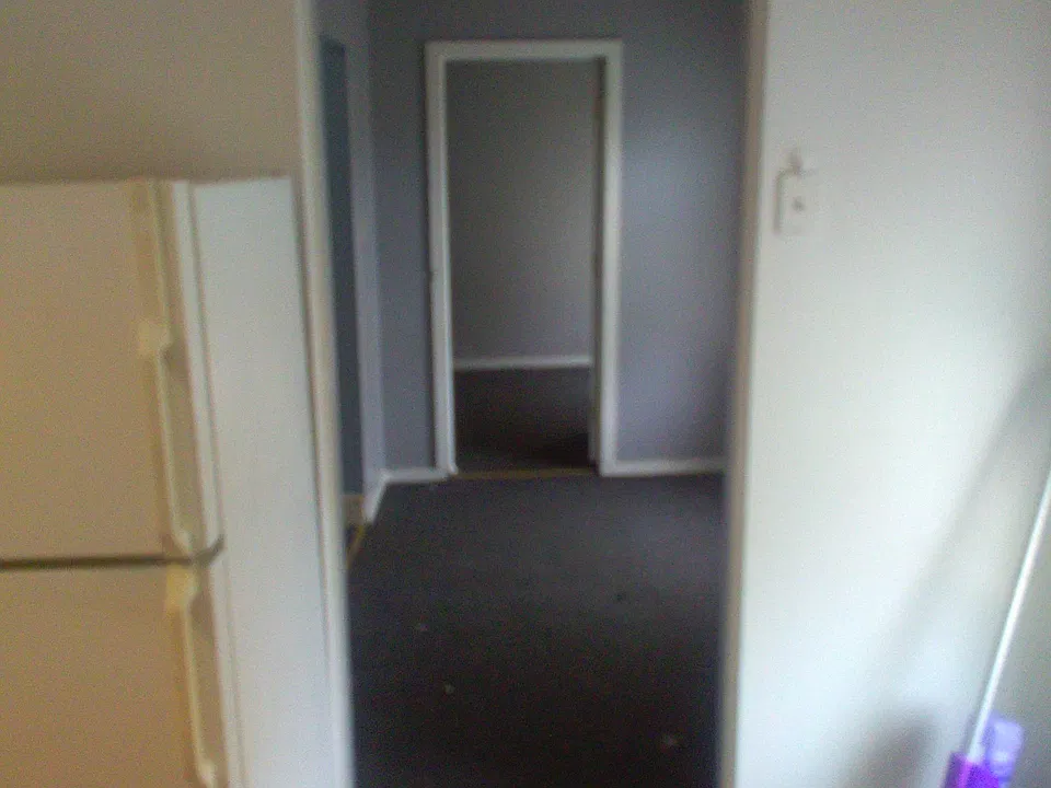1 W Main St #3