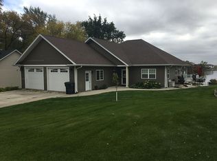 379625 N Shore Dr, Aberdeen, SD 57401