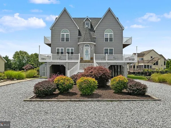 38884 Cove Ct, Ocean View, DE 19970