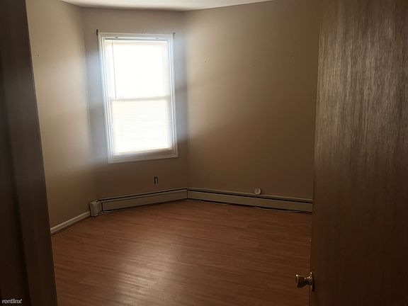 C919301B-624E-42D6-AEE1-595D030D8B8A