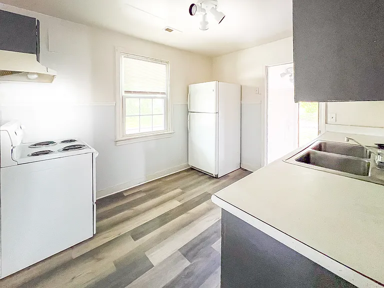 95 Slagle Ave — Photo 4