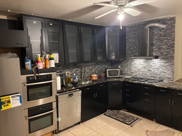 109 Centre Avenue image 5 of 19