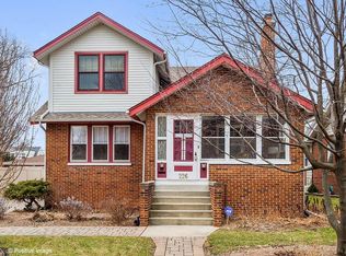226 S Monterey Ave, Elmhurst, IL