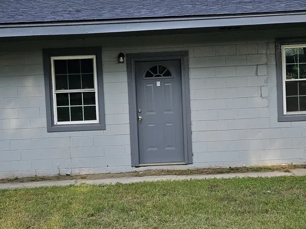 1485 Edgar Hodges Rd #C, Claxton, GA 30417