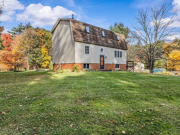 2nd image of 79 Waugh Farm Road