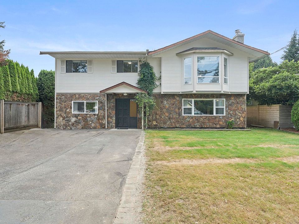 1st image of 23232 Francis Ave