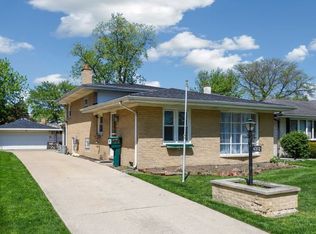 4312 Elm Ave, Brookfield, IL 60513