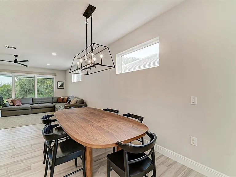 1079 Waterline Ct — Photo 11