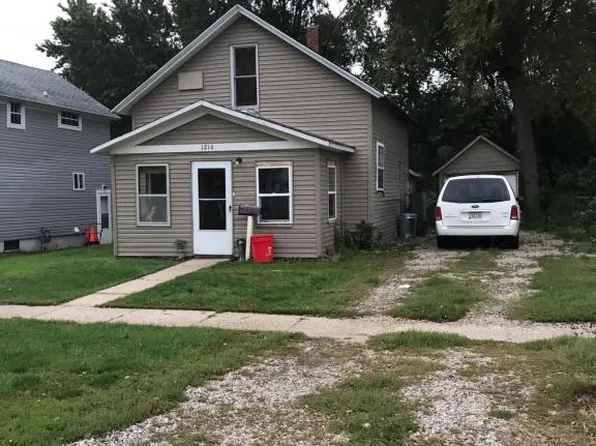 1216 1st Ave S, Estherville, IA 51334