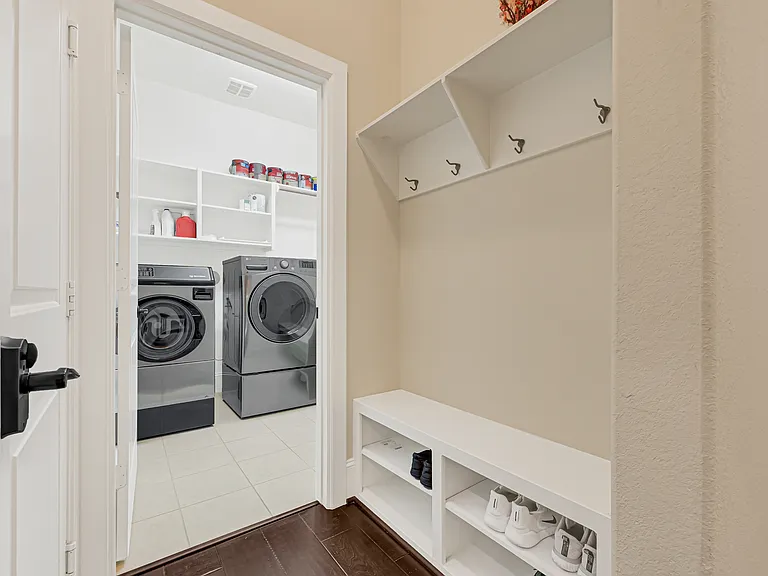 28639 Rolling Ridge Dr — Photo 12
