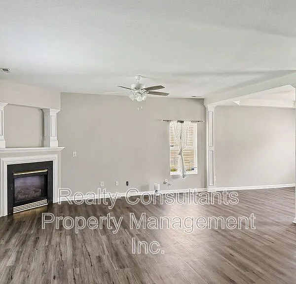 2717 Forest Grove Ct — Photo 11