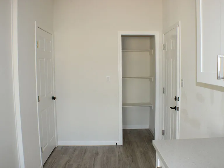 7820 Bay Ave — Photo 6