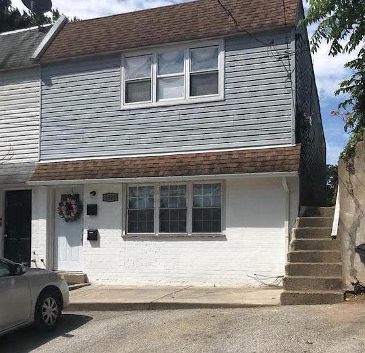 1st image of 4828 Silverwood St