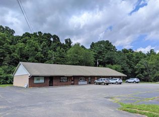 1781 Georgia Rd, Franklin, NC 28734