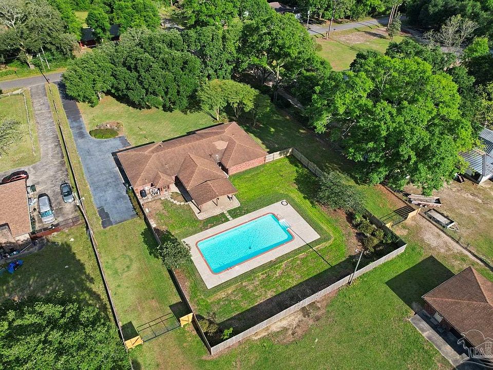 1st image of 8455 Cove Ave