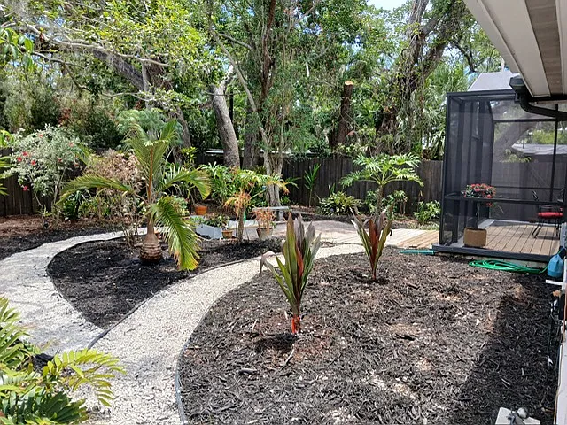 1642 Catalonia Ln — Photo 15