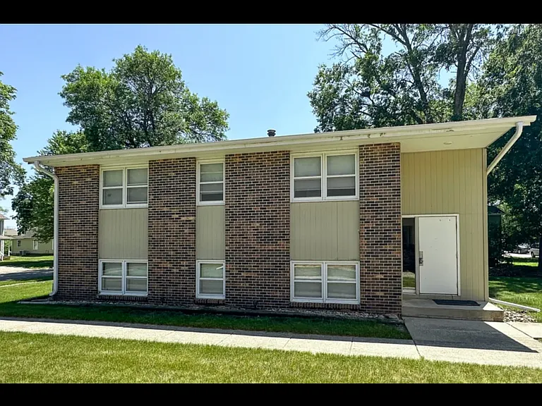 209 Washington Ave #4 — Photo 1