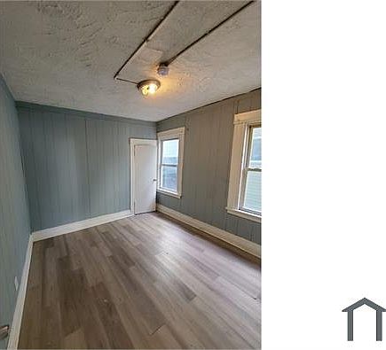 3rd image of 62 Treacy Ave Floor 1