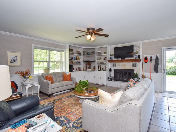4th image of 2089 Morningside Dr